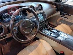 جاكوار XJ